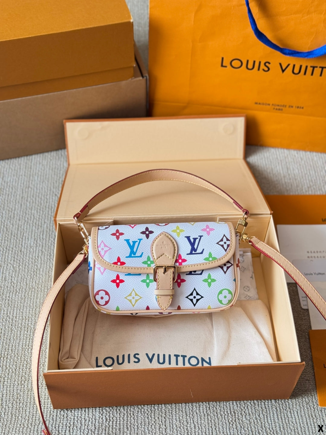 【ルイヴィトン】☆村上隆デザイン|ダイアンミニアンダーアームバッグ♪残りわずか!