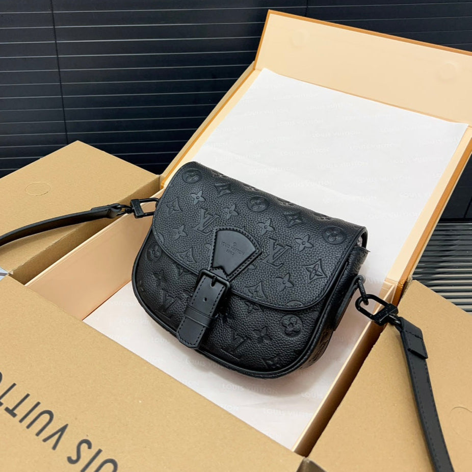 【ルイヴィトン】♢斜挎バッグ|トレンド感満載、春の桜観賞にもぴったり♪即将售罄!