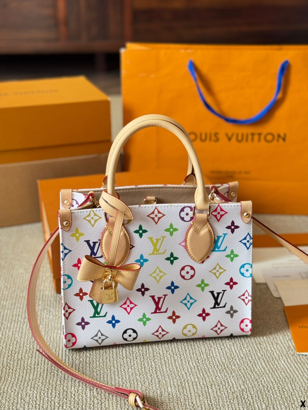 【ルイヴィトン】◆新品トートバッグ|村上隆コラボレーション♪会員限定販売