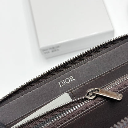 【ディオール】新作★ロゴの長財布☆ロングジップウォレット2色
